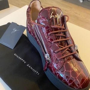 New Giuseppe zanotti leather man’s sneakers 9